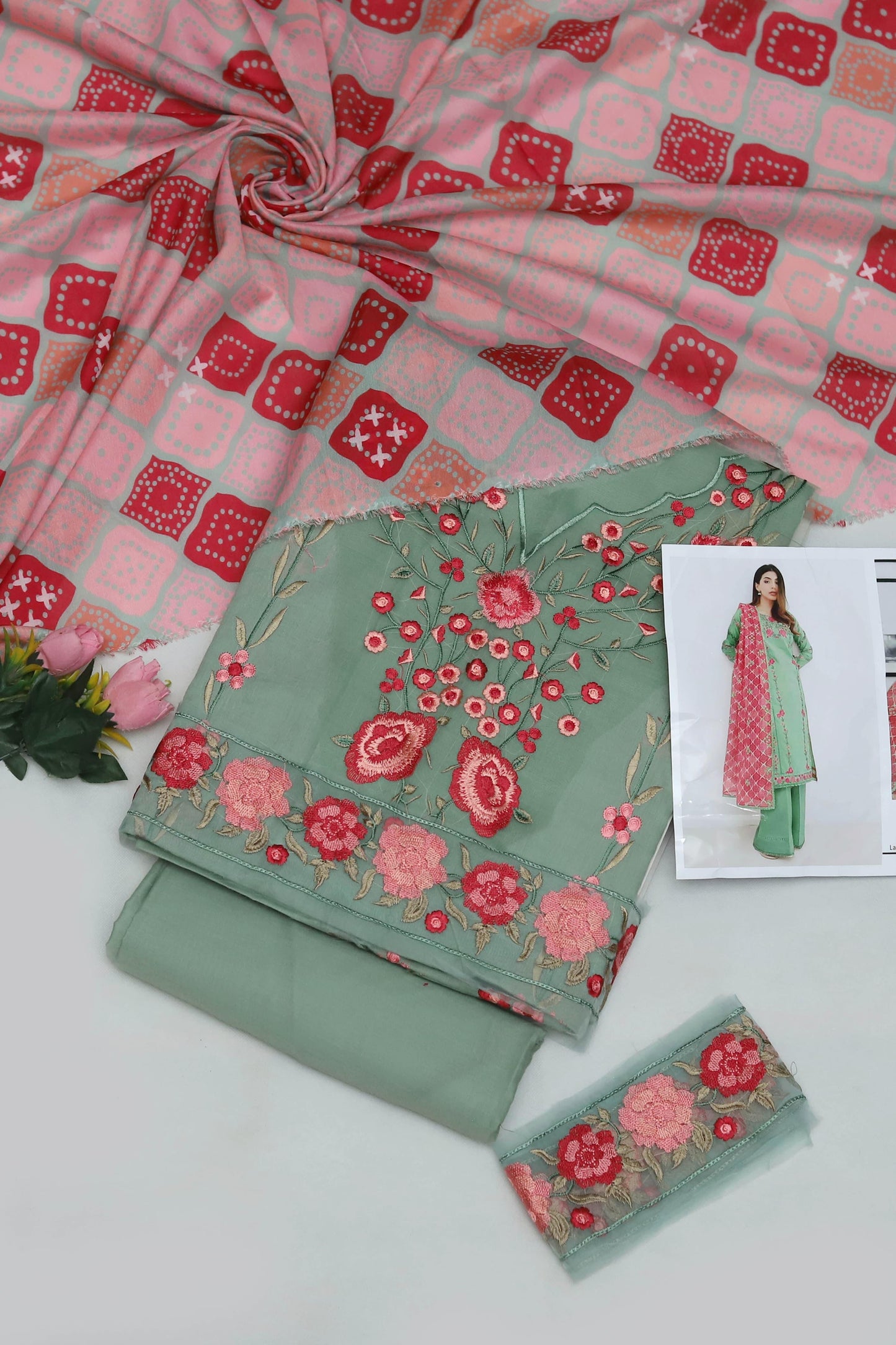 ZAIB HEAVY EMBROIDERED LAWN D-3