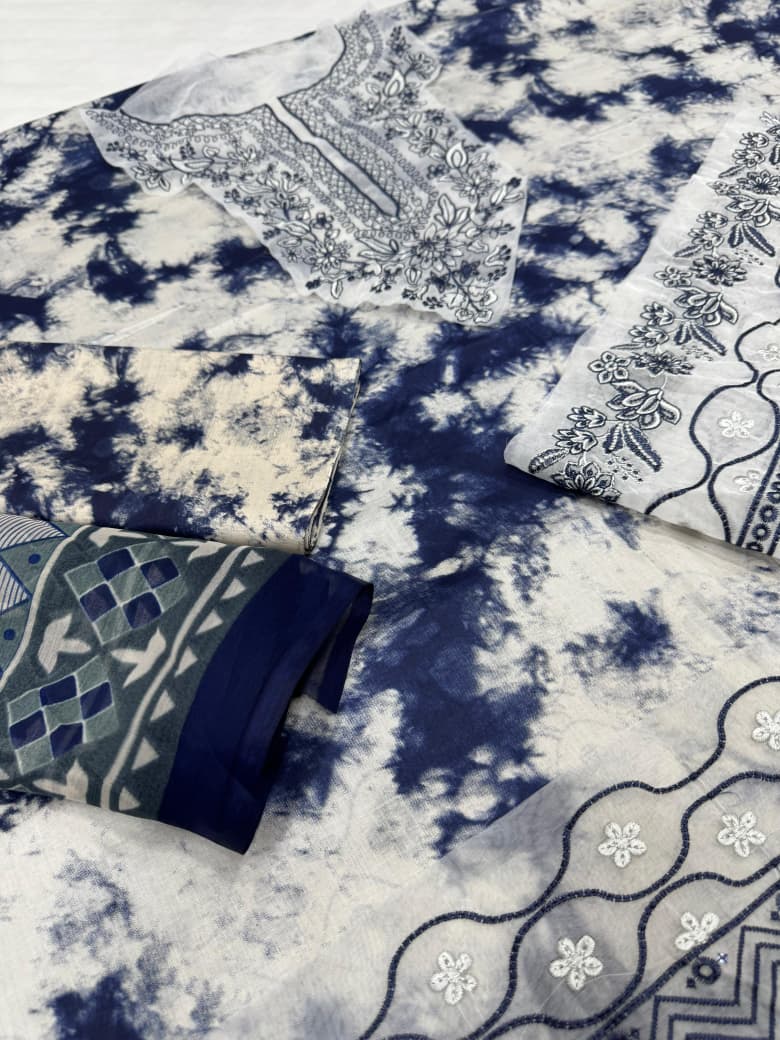 Luxury Lawn Embroided Unstitched 3pc D-09