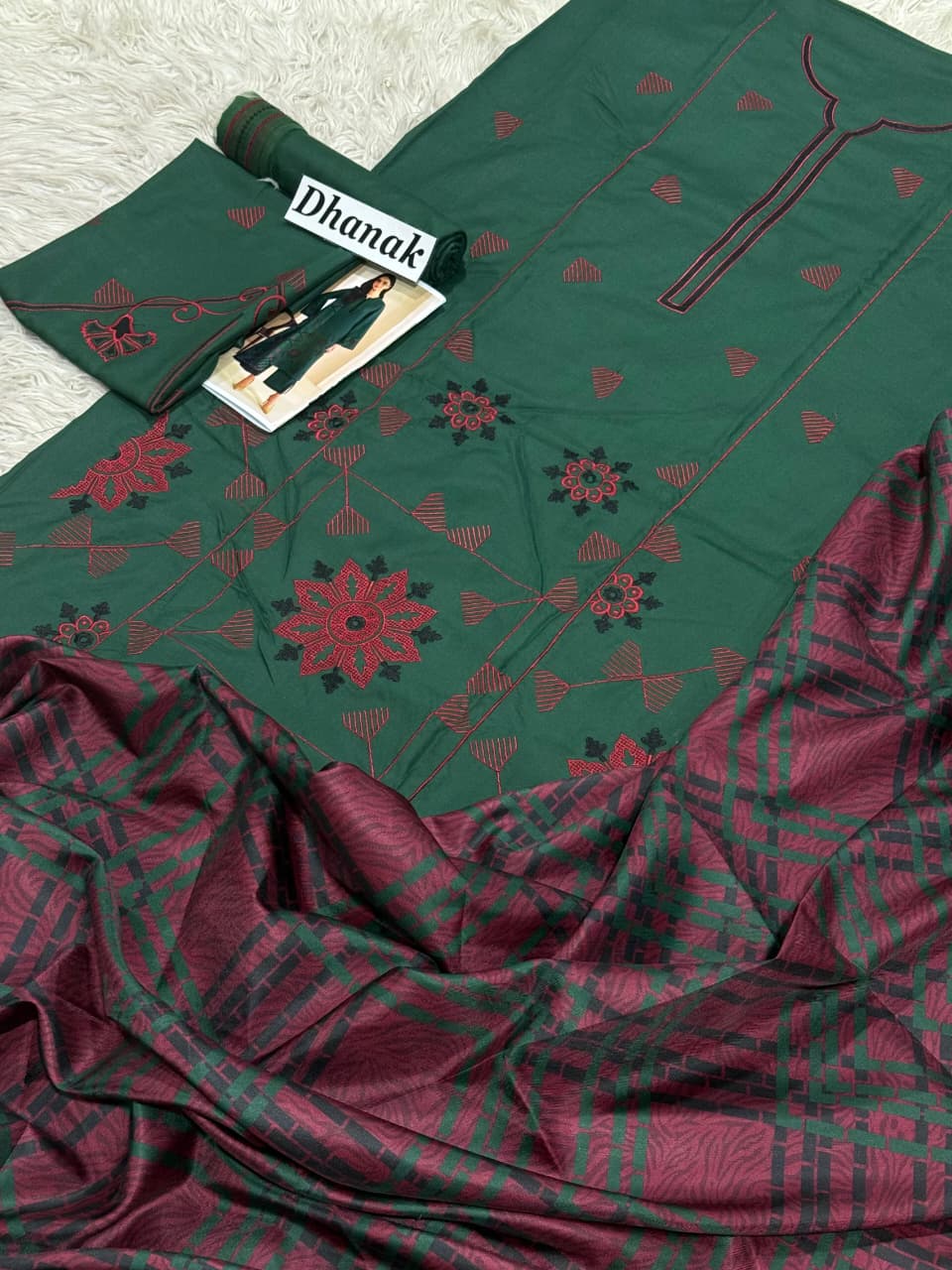 Luxury Dhanak Emb 3Pc