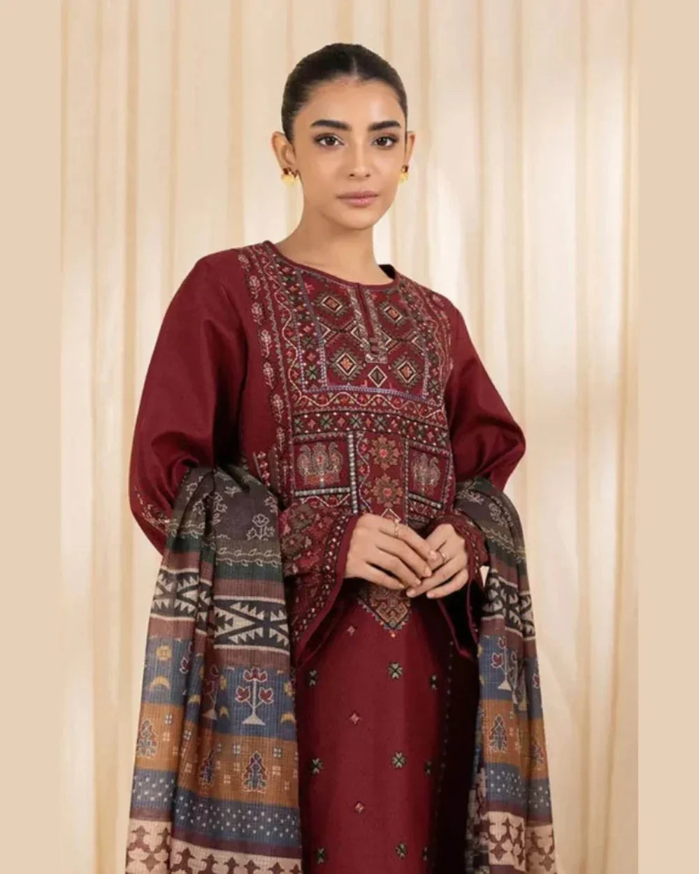 SAPPHIRE DHANAK LUXURY UNSTITCHED EMB 3PC