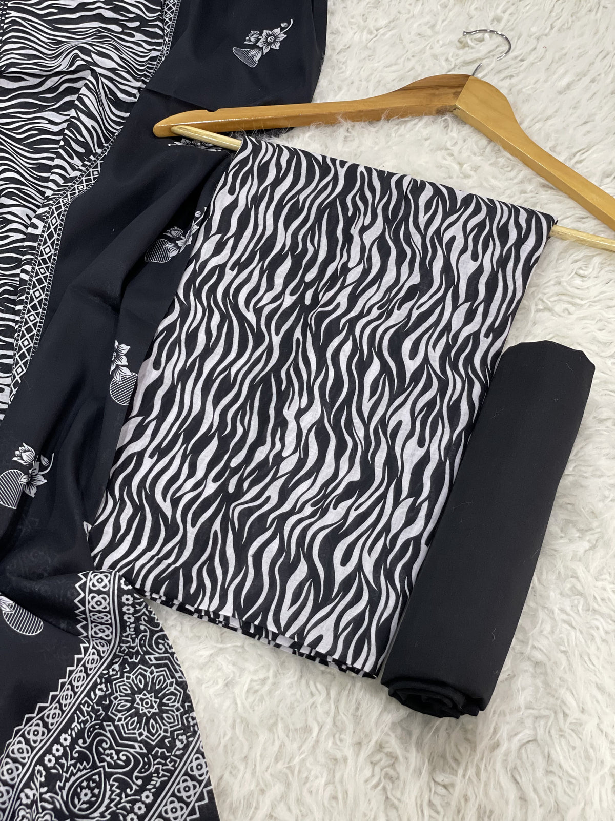 Lawn Printed 3pc D-1