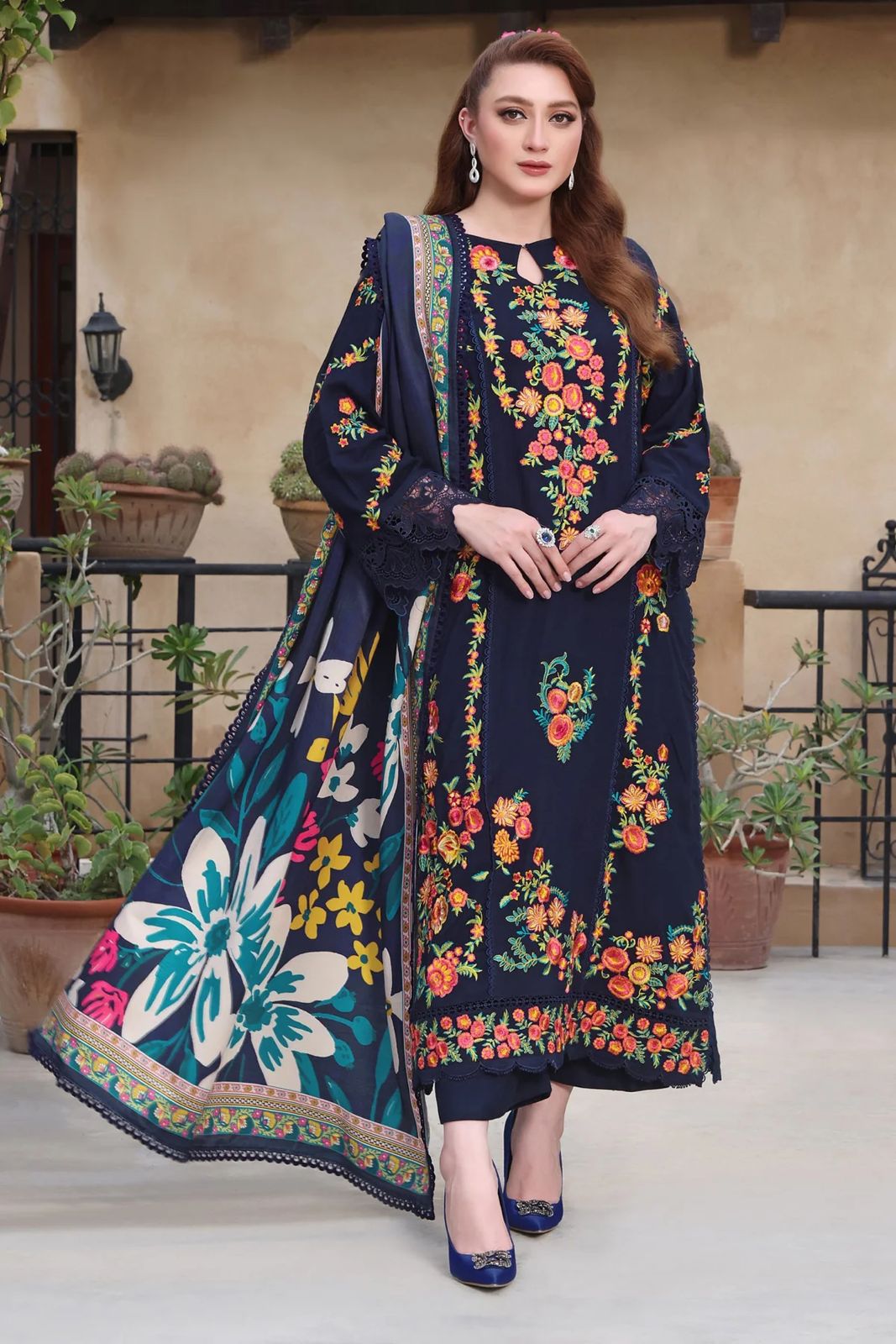 ANEELAS LAWN UNSTITCHED EMB 3PC