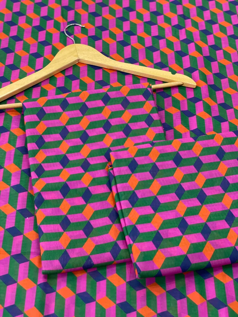 Bana Dora Lawn 2pc