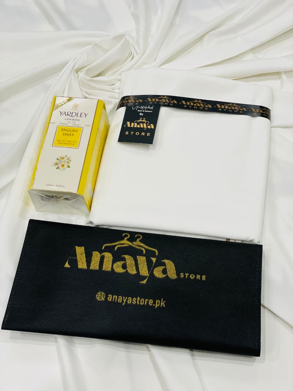 J.Boski With Perfume (Off-White)