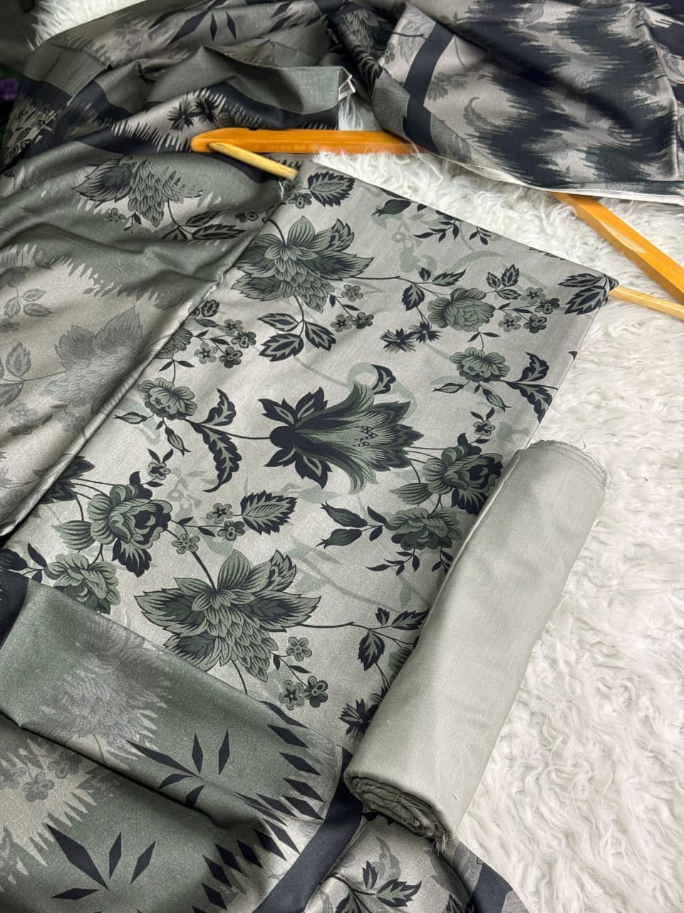 Linen Printed 3pc D-17