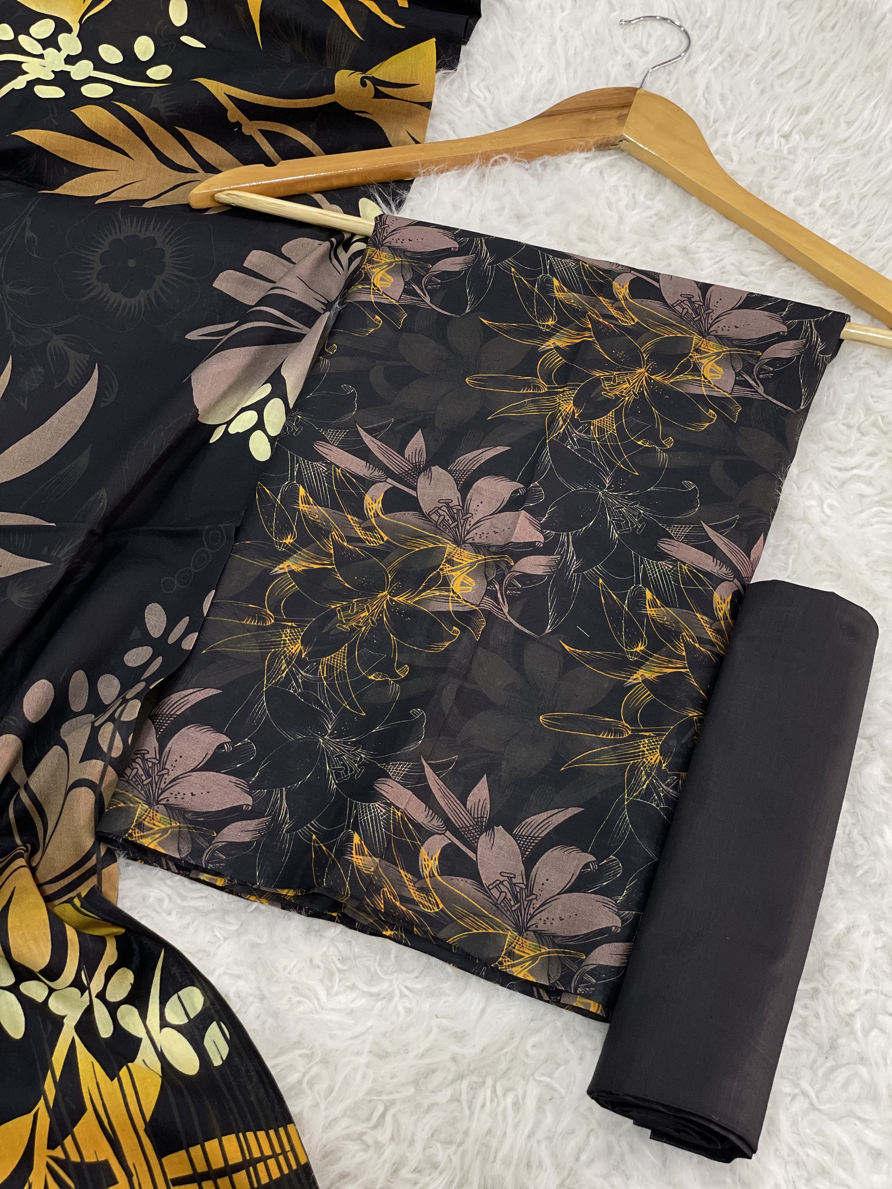 Lawn Printed 3pc D-4